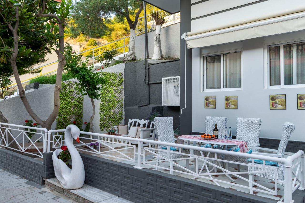 Family Inn Apartments&Suites Neos Marmaras Luaran gambar