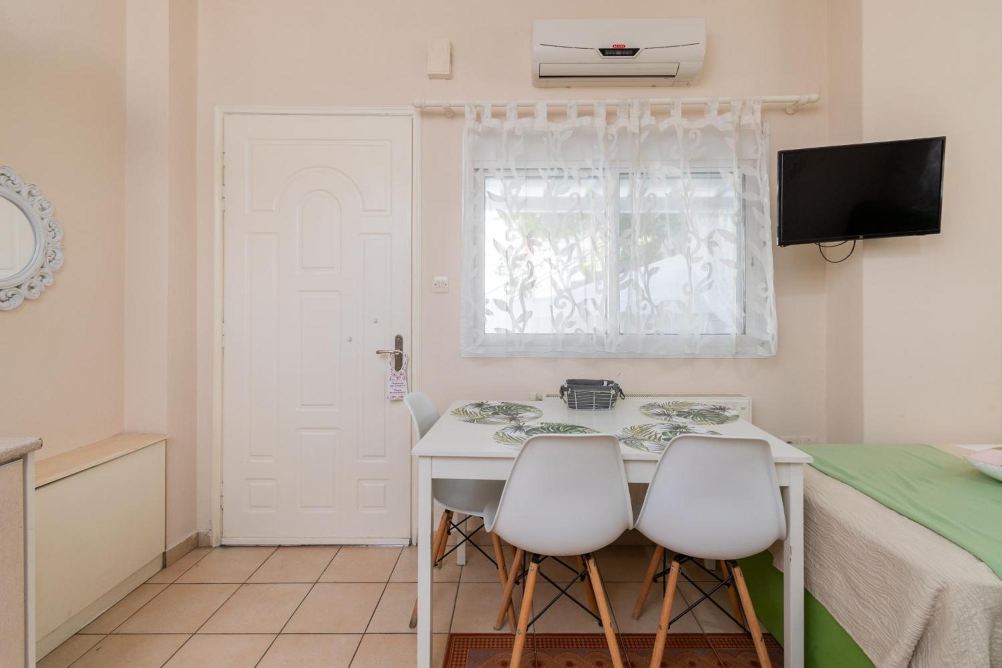 Family Inn Apartments&Suites Neos Marmaras Luaran gambar