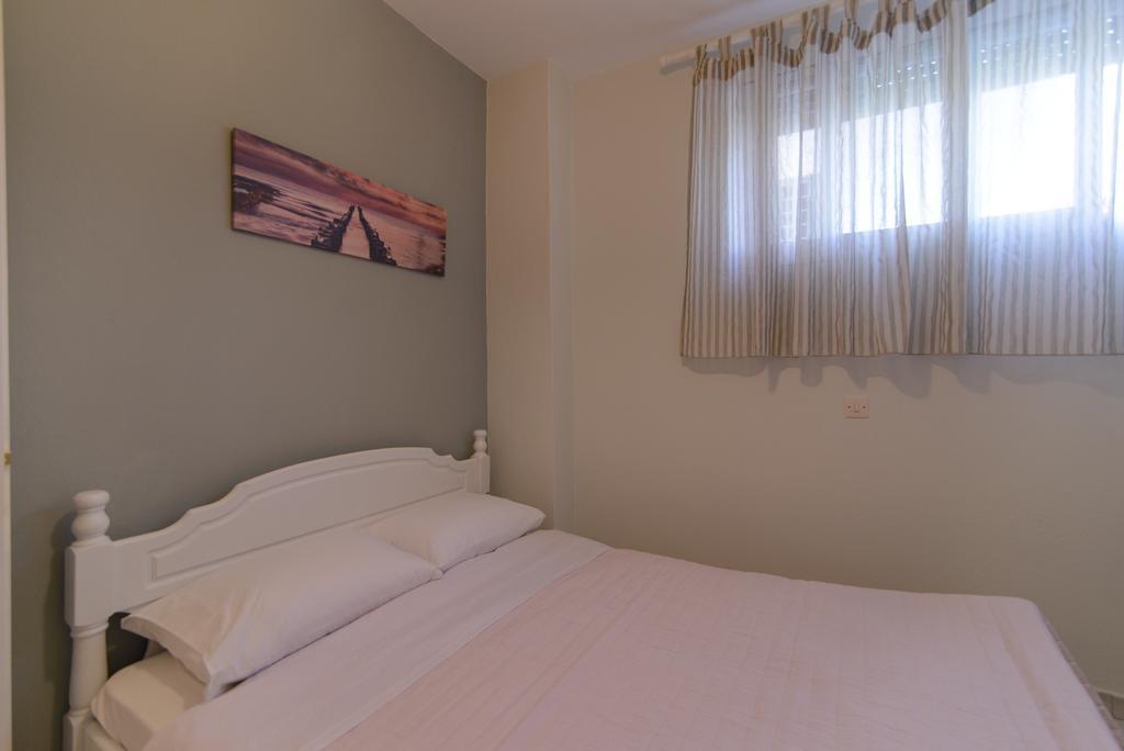 Family Inn Apartments&Suites Neos Marmaras Luaran gambar